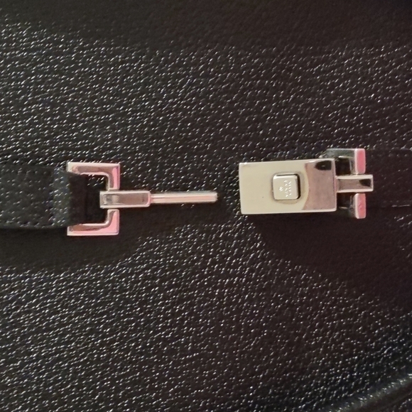 Gucci Business Satchel 100% Authentic - Picture 11 of 11